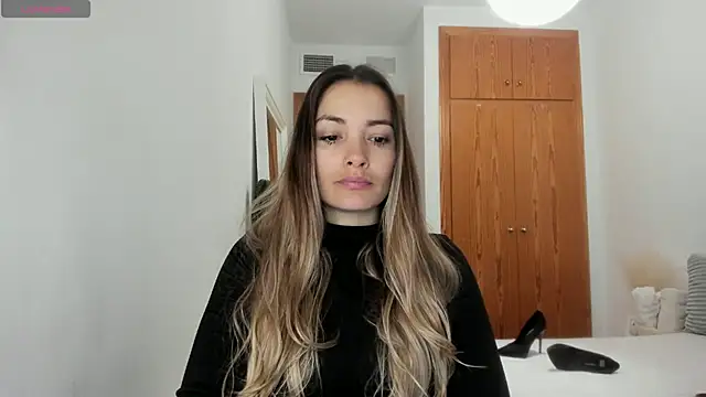 NiaStone online show from 02.04.25