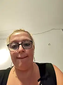 winniess40 online show from 12.06.24