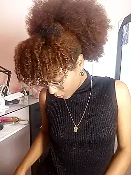 thaimy  online show from 04.04.26