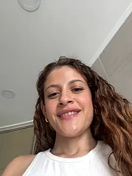 alana15 online show from 02.04.25