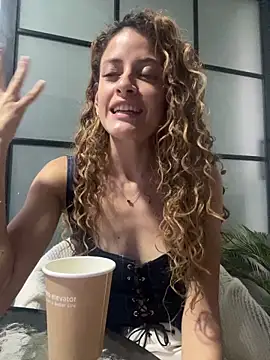 alana15 online show from 09.12.25