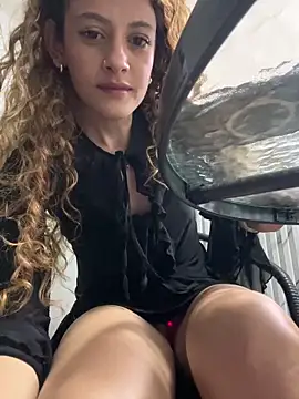 alana15 online show from 10.04.25