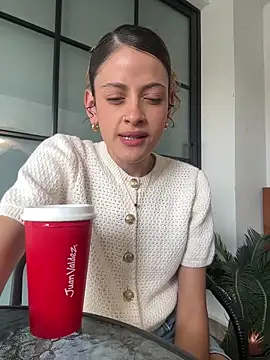 alana15 online show from 10.10.25