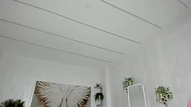 TiffanyHouston  online show from 05.28.26