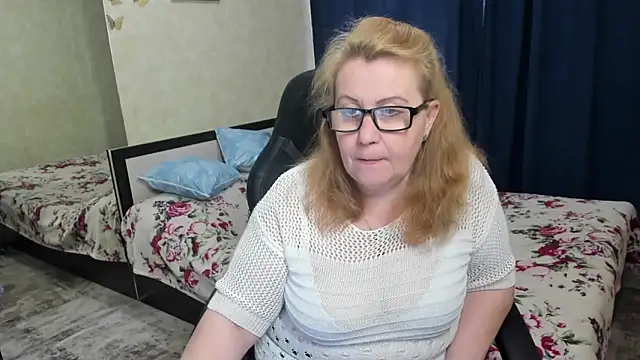 Frau Marta online show from 03.24.26