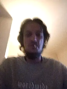 Snapshot of BunnyandClydeDk chatting on 12.14.24 BunnyandClydeDk online show from 12.14.24