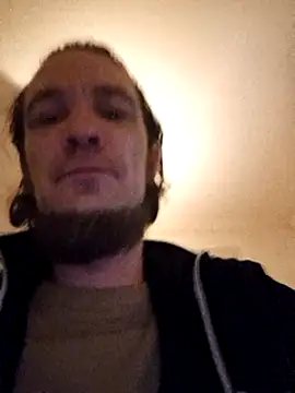 Snapshot of BunnyandClydeDk chatting on 12.25.24 BunnyandClydeDk online show from 12.25.24