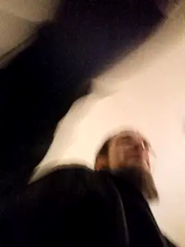 Snapshot of BunnyandClydeDk chatting on 02.01.25 BunnyandClydeDk online show from 02.01.25