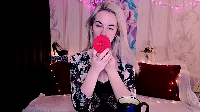 xxxcharismaaa online show from 03.10.26