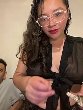 Vivi Kvsh online show from 04.11.26