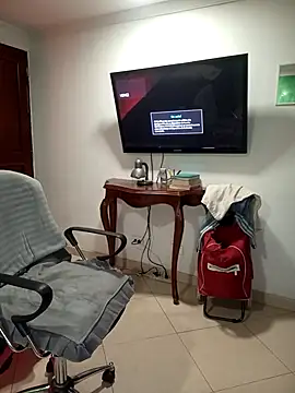 Snapshot of pinedasex777 chatting on 10.04.25 pinedasex777 online show from 10.04.25