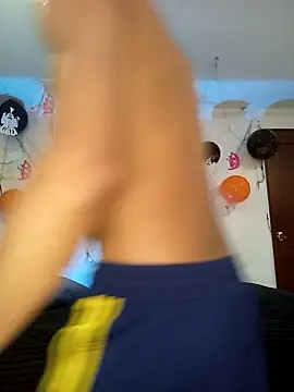 Snapshot of pinedasex777 chatting on 10.13.25 pinedasex777 online show from 10.13.25