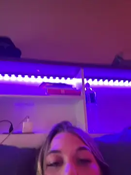 chloetease online show from 03.09.25