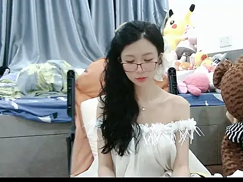 Snapshot of Cute_Ruby01 chatting on 09.23.25 Cute Ruby01 online show from 09.23.25