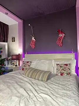 HotMilfMargo online show from 12.18.24