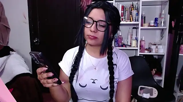 Snapshot of lil_daisy7 chatting on 02.01.25 lil daisy7 online show from 02.01.25