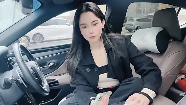 orla2021 online show from 03.05.25