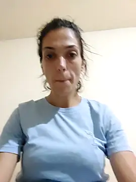 Snapshot of JoLeNe27 chatting on 09.25.25 JoLeNe27 online show from 09.25.25