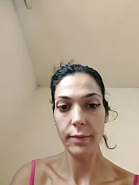 Snapshot of JoLeNe27 chatting on 09.26.25 JoLeNe27 online show from 09.26.25