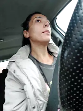 Snapshot of JoLeNe27 chatting on 10.02.25 JoLeNe27 online show from 10.02.25