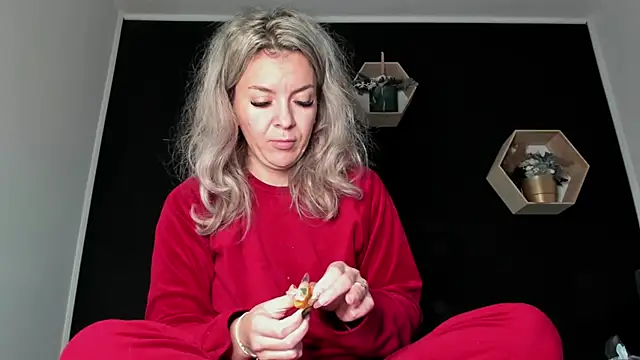 Alesys69 online show from 11.11.25