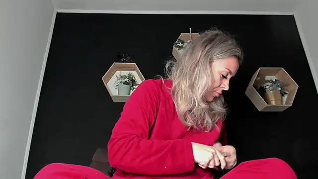 Alesys69 online show from 11.21.25