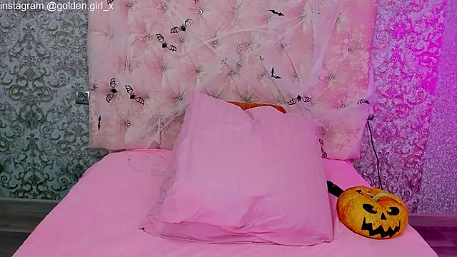 Akilla Queen online show from 11.05.25