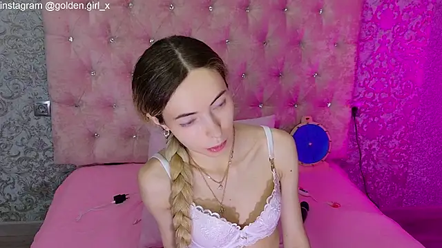 Akilla Queen online show from 03.23.26