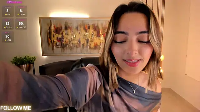 Snapshot of MelissaMoore_ chatting on 10.11.25 MelissaMoore  online show from 10.11.25