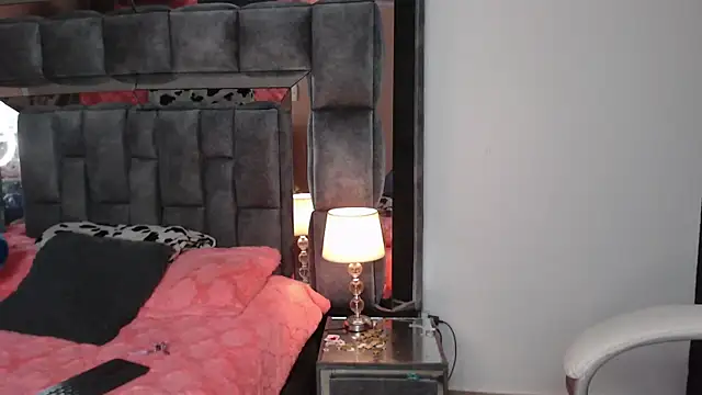 Christaly  online show from 11.30.25