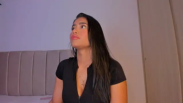 isa bunny online show from 10.16.25