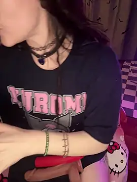 BlaizeyBBy online show from 03.23.25