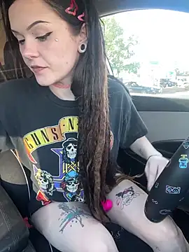 BlaizeyBBy online show from 10.10.25