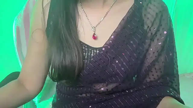 Queen Angelena online show from 10.30.25