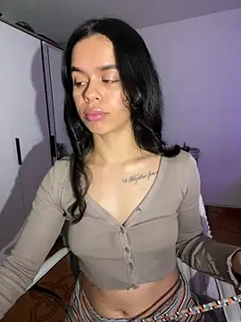 xlovelygirlx online show from 02.15.25