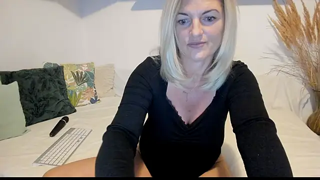 Jadore able online show from 09.27.25