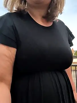 Canadian BBW online show from 10.03.25