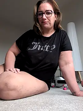 Canadian BBW online show from 01.11.26