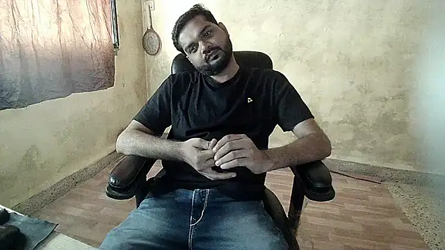 Snapshot of mynastyfuckerr chatting on 02.13.25 mynastyfuckerr online show from 02.13.25