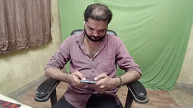 Snapshot of mynastyfuckerr chatting on 09.28.25 mynastyfuckerr online show from 09.28.25