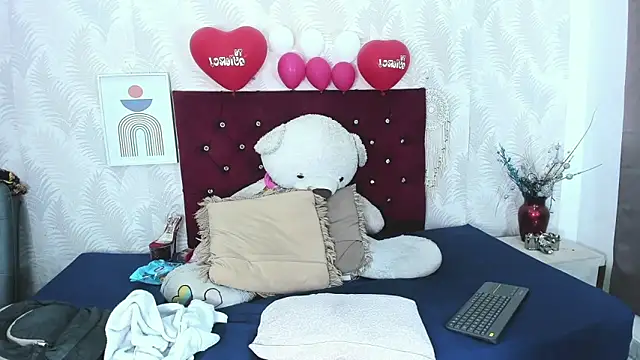 Snapshot of Ariana_Diosa chatting on 02.12.25 Ariana Diosa online show from 02.12.25