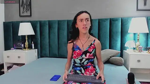 Karol fenixx online show from 01.21.25