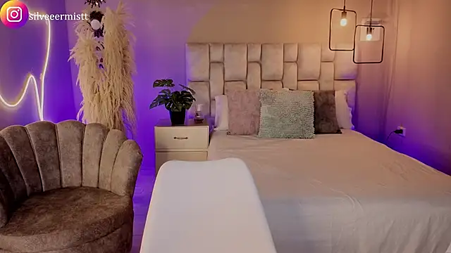 pamela reyes  online show from 04.28.26