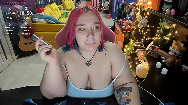 Softie Sofy online show from 12.31.24