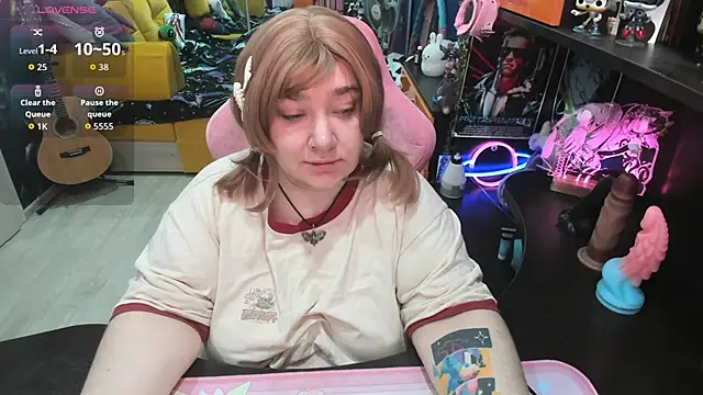 Softie Sofy online show from 09.27.25