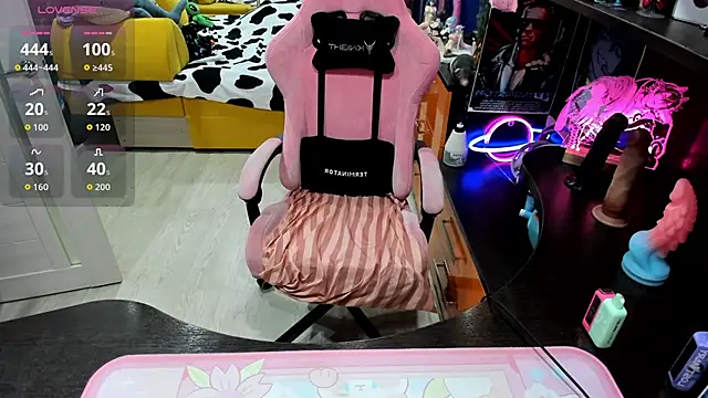 Softie Sofy online show from 11.13.25