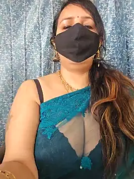 cute-tanvi online show from 01.23.25