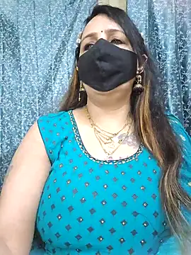 cute-tanvi online show from 01.28.25