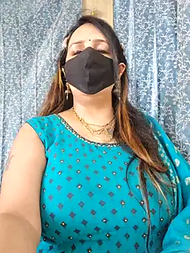 cute-tanvi online show from 01.28.25