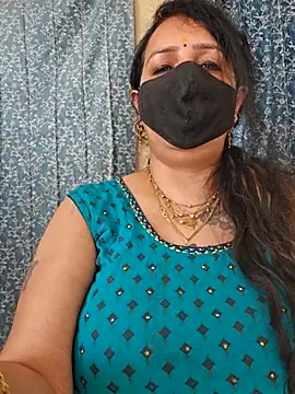 cute-tanvi online show from 03.20.25